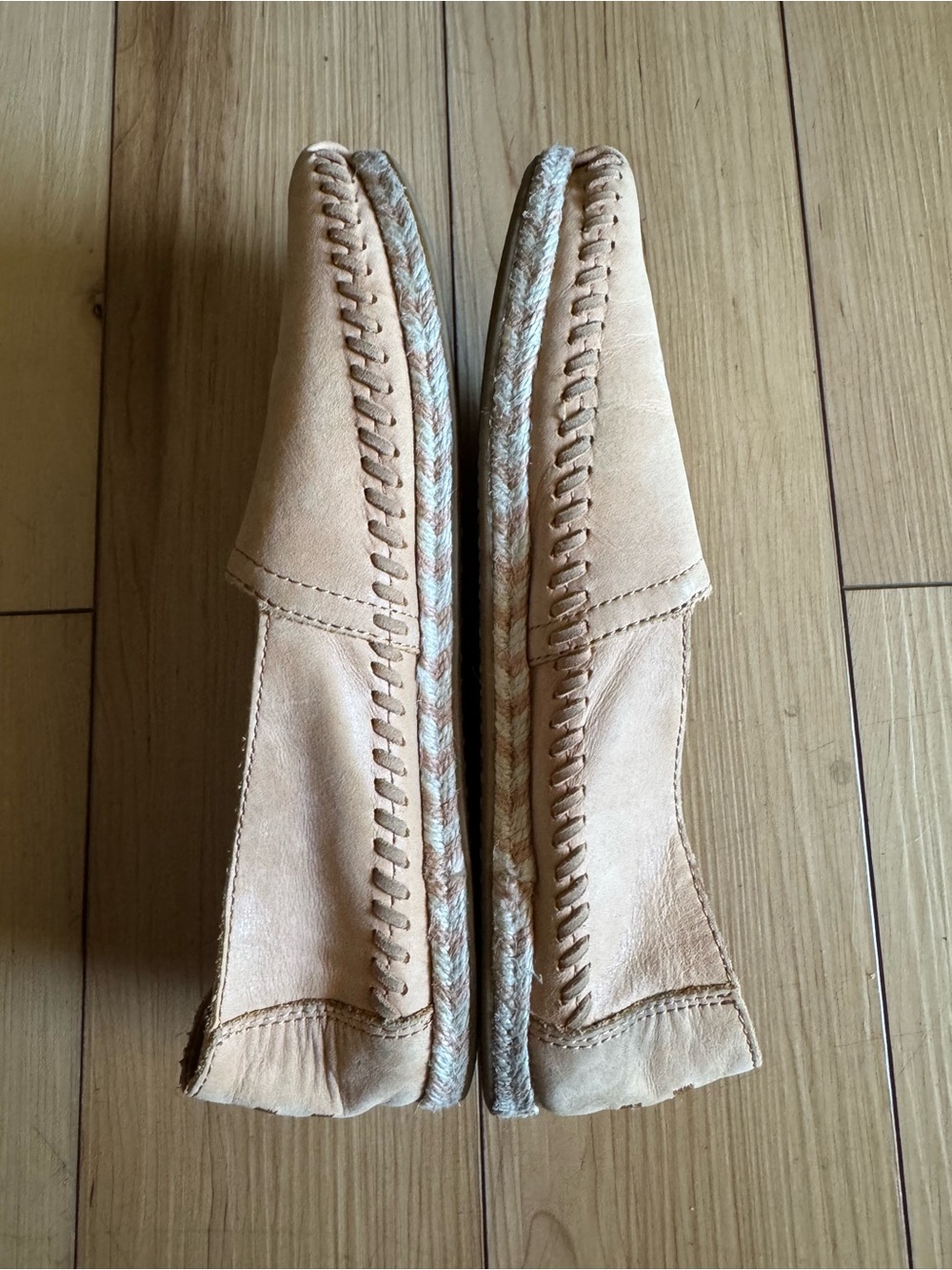 Toms Tan Leather Slip-On Espadrille Loafer Flats